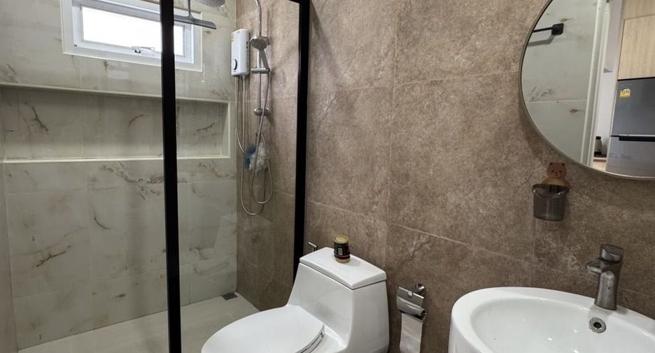 Reihenhaus zur Miete mit 2 Zimmer in Mueang Phuket, Phuket