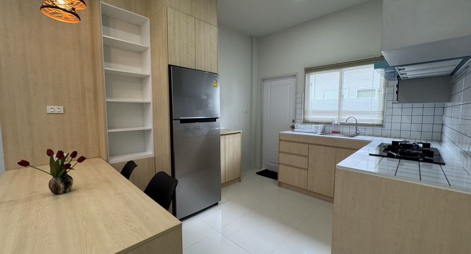 Reihenhaus zur Miete mit 2 Zimmer in Mueang Phuket, Phuket