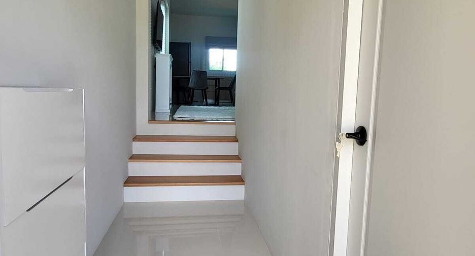 For rent 2 bedrooms townhouse in Thalang, Phuket