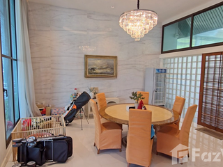 For sale 3 bedrooms condo in Thon Buri, Bangkok