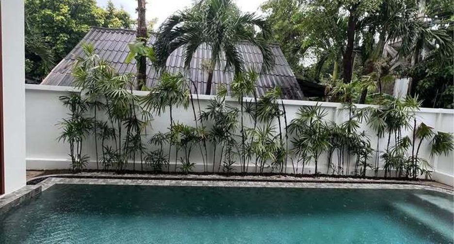 For rent 3 bedrooms villa in Mueang Phuket, Phuket