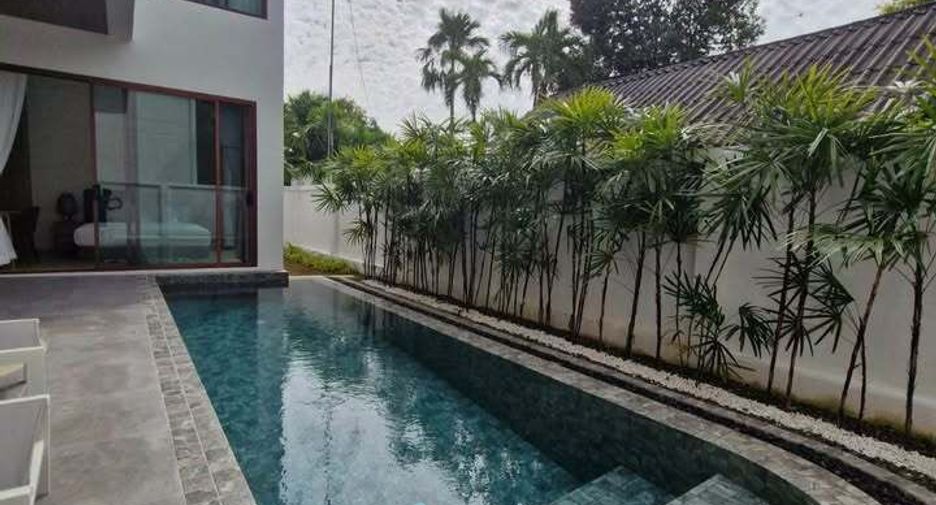 For rent 3 bedrooms villa in Mueang Phuket, Phuket