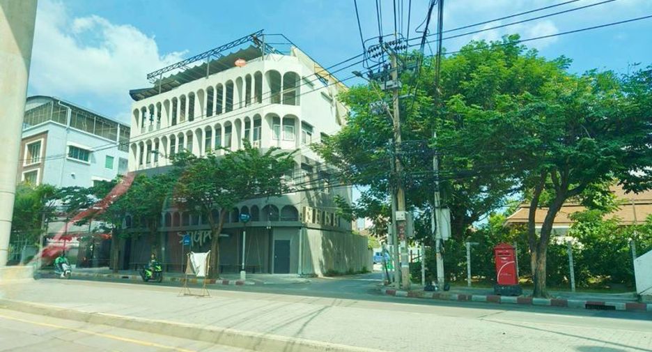 Grundstück zum Kauf in Bang Sue, Bangkok
