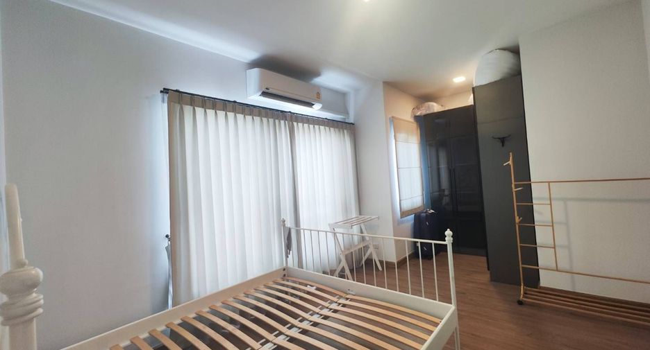 À vendre et à louer 4 chambres maison de ville à Bang Kruai, Nonthaburi