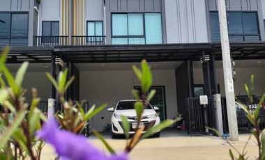 For sale and for rent 4 bedrooms townhouse in Bang Kruai, Nonthaburi