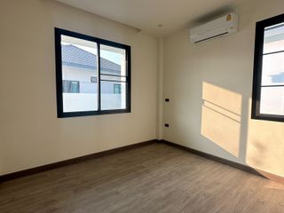 For sale 3 bedrooms house in Mueang Buriram, Buriram
