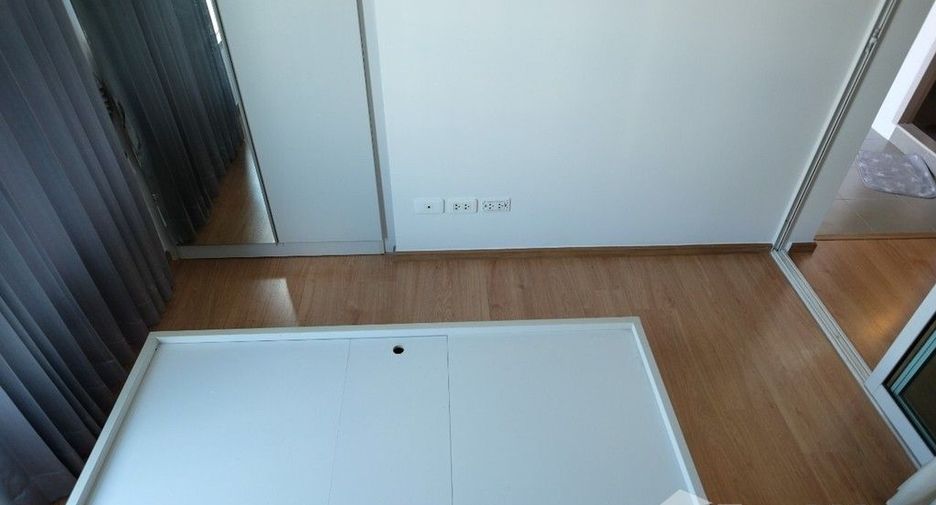 For sale 1 bed condo in Bang Kapi, Bangkok