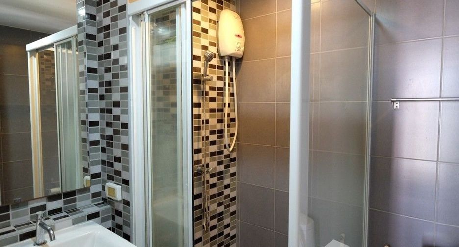 For sale 1 bed condo in Bang Kapi, Bangkok