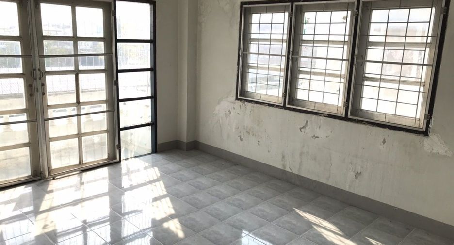 For rent 5 ベッドルーム retail Space in Bang Yai, Nonthaburi