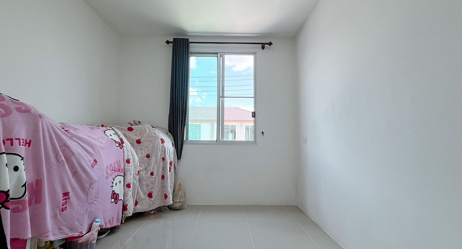 Apartamento en venta de 3 habitaciones en Lam Luk Ka, Pathum Thani