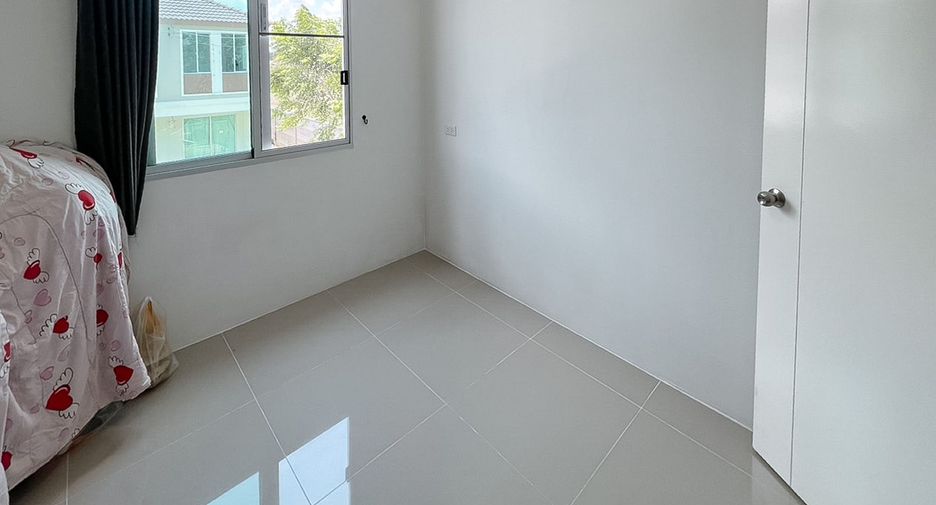 Apartamento en venta de 3 habitaciones en Lam Luk Ka, Pathum Thani