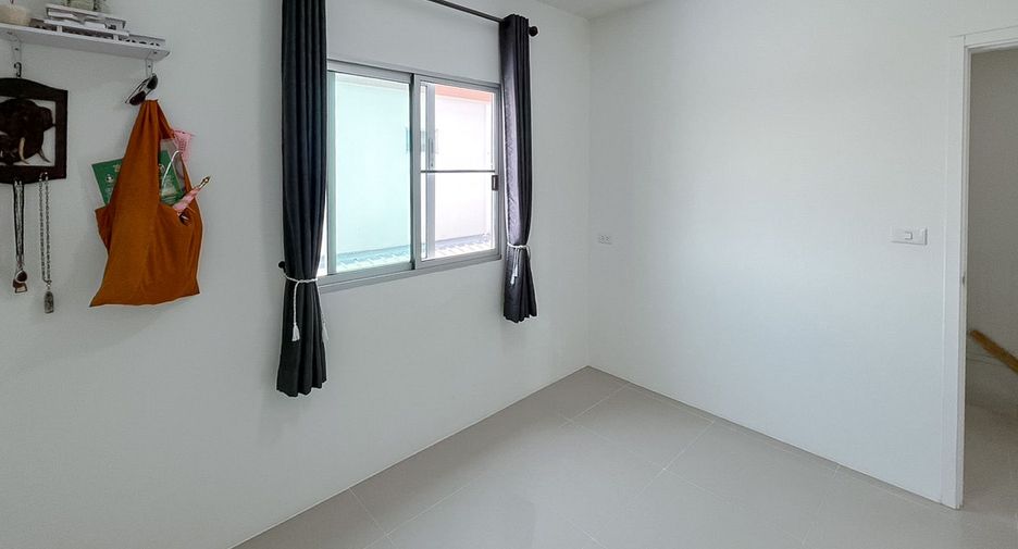 Apartamento en venta de 3 habitaciones en Lam Luk Ka, Pathum Thani