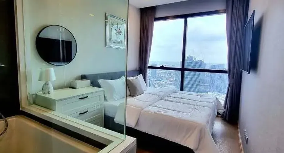 Condo en venta de 2 habitaciones en Bang Rak, Bangkok