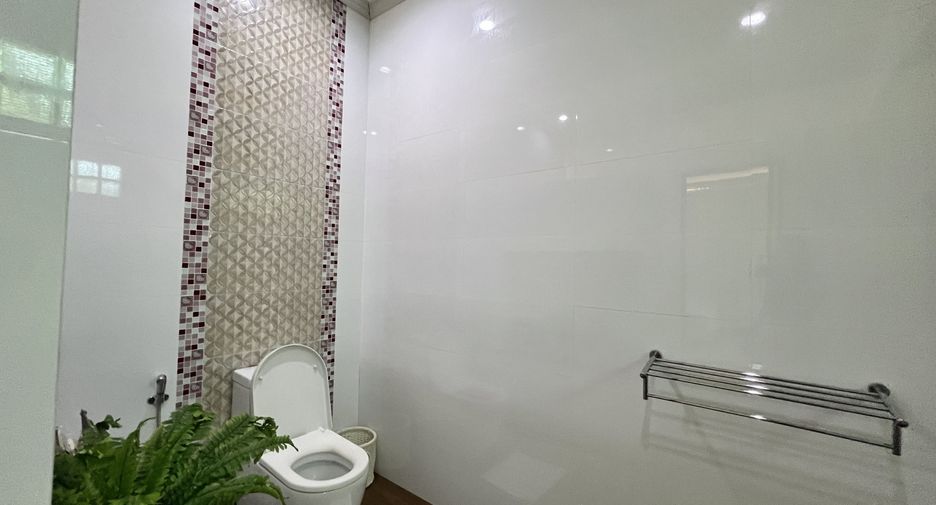 For sale 3 bedrooms villa in Thalang, Phuket