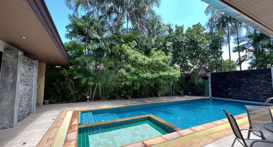 For sale 3 bedrooms villa in Thalang, Phuket