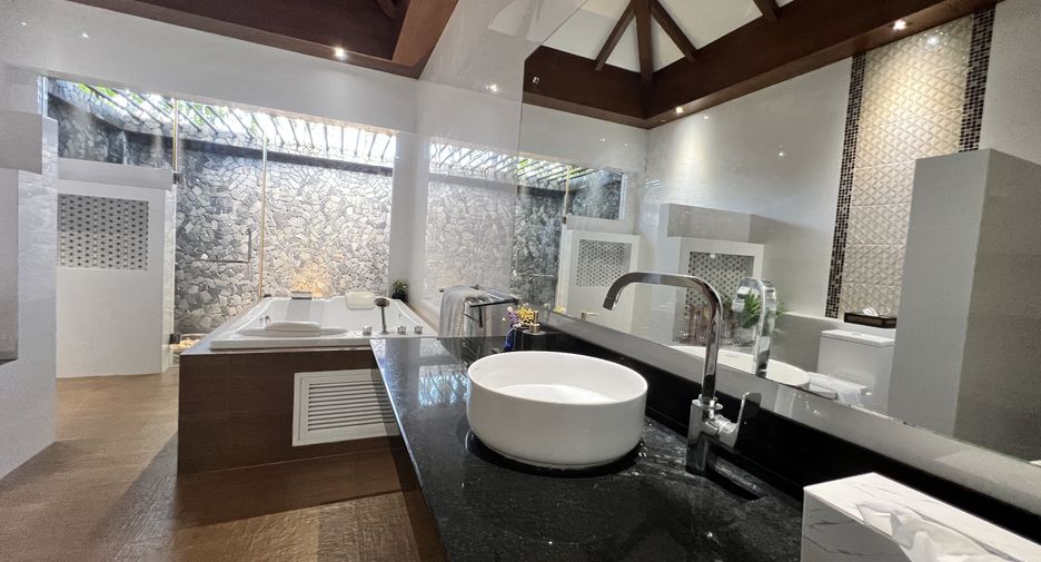 For sale 3 bedrooms villa in Thalang, Phuket