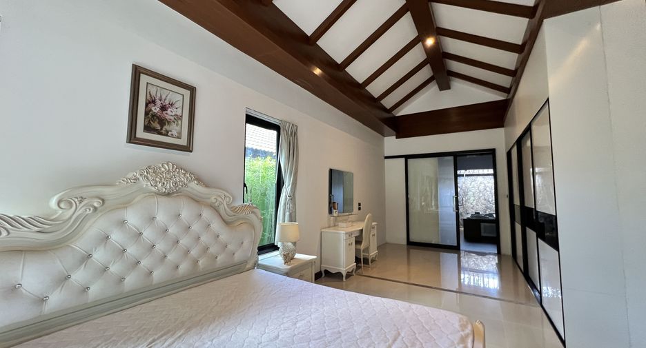 For sale 3 bedrooms villa in Thalang, Phuket