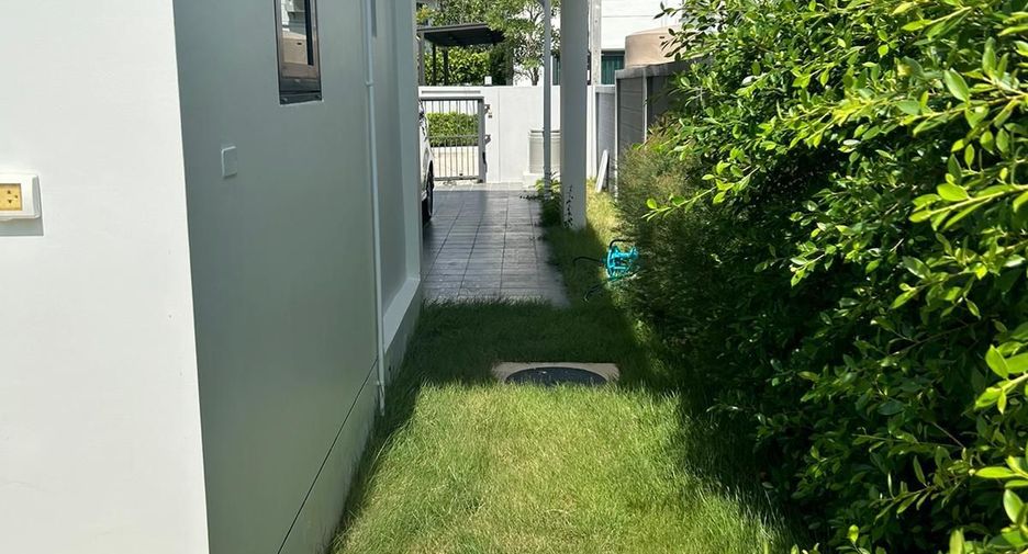 For sale and for rent 3 bedrooms villa in Mueang Phuket, Phuket