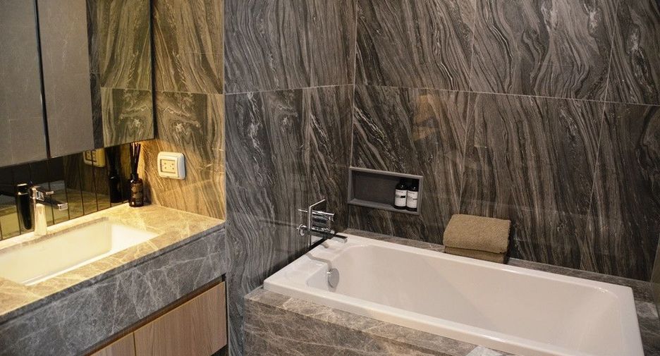 For sale 1 Beds condo in Watthana, Bangkok