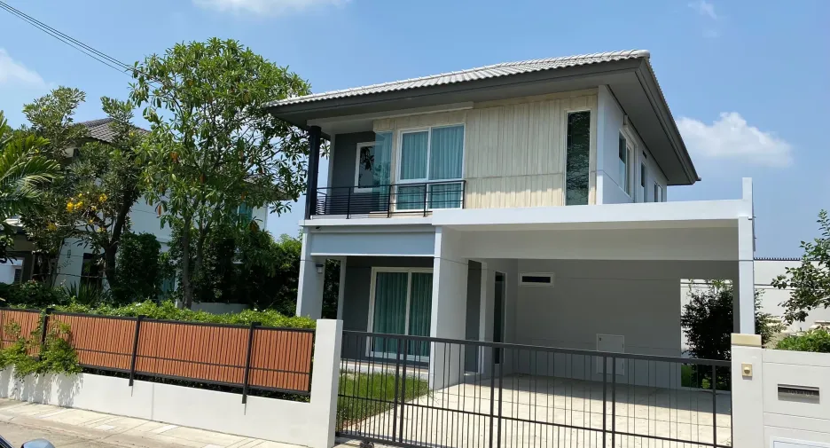 Haus zum Kauf mit 3 Zimmer in Bang Sao Thong, Samut Prakan
