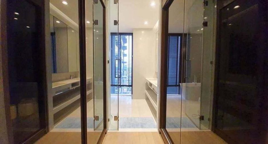 ขาย 2 ห้องนอน คอนโด ใน คลองเตย, กรุงเทพฯ
