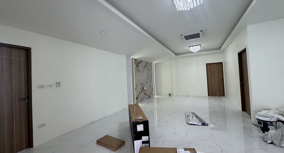 For sale 3 bedrooms house in Thalang, Phuket