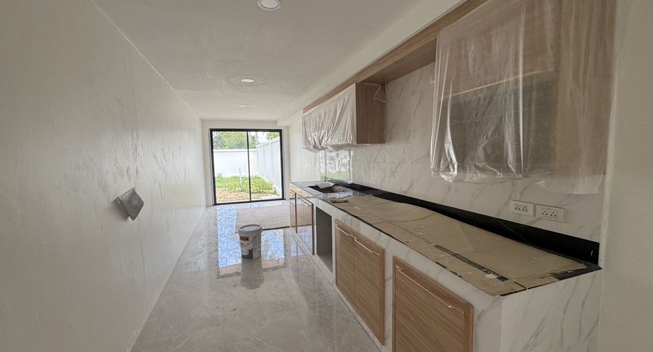 For sale 3 bedrooms house in Thalang, Phuket