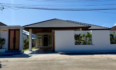 Casa en venta y en alquiler de 3 habitaciones en Thalang, Phuket