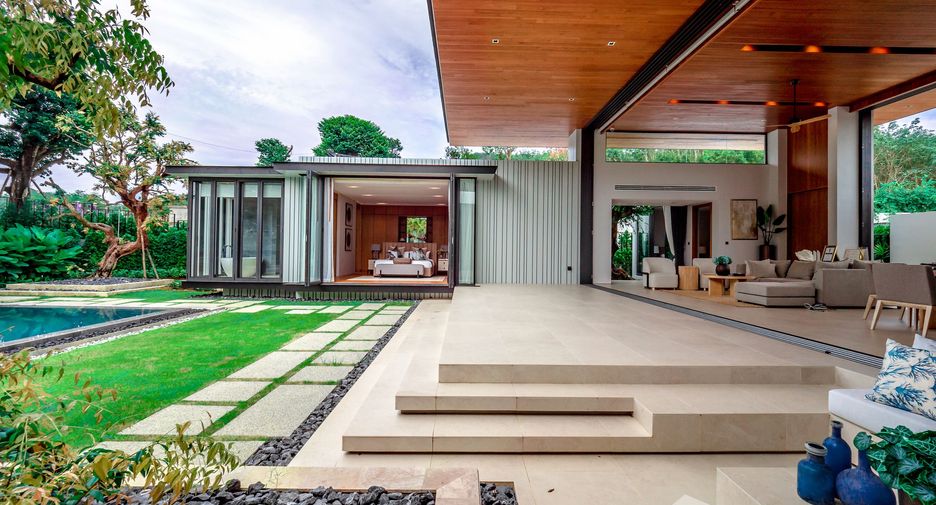For sale 4 bedrooms villa in Thalang, Phuket