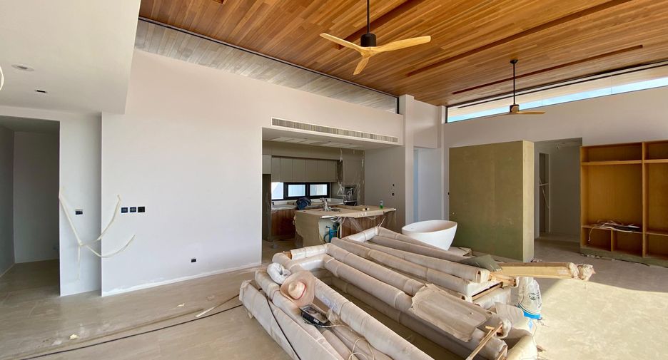 For sale 4 bedrooms villa in Thalang, Phuket