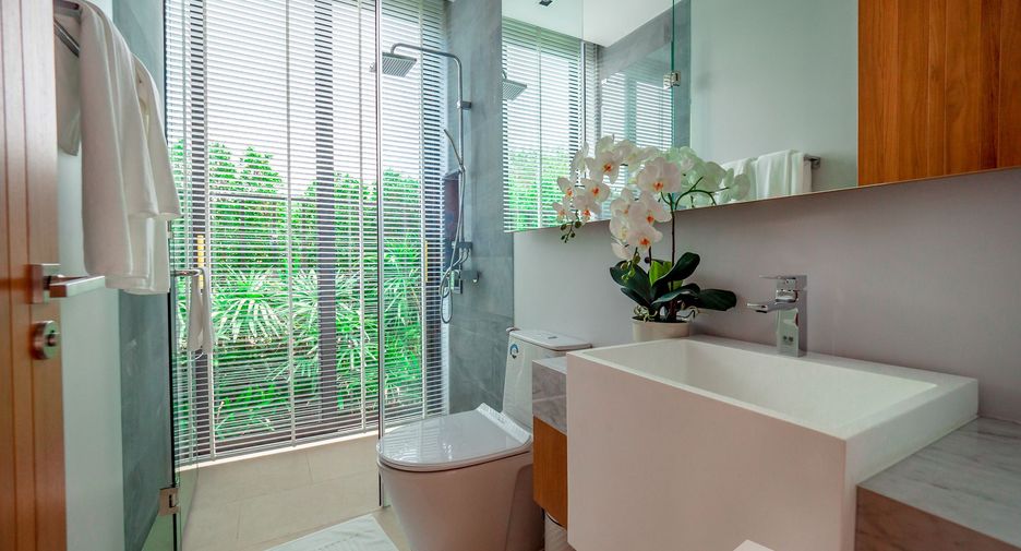 For sale 4 bedrooms villa in Thalang, Phuket