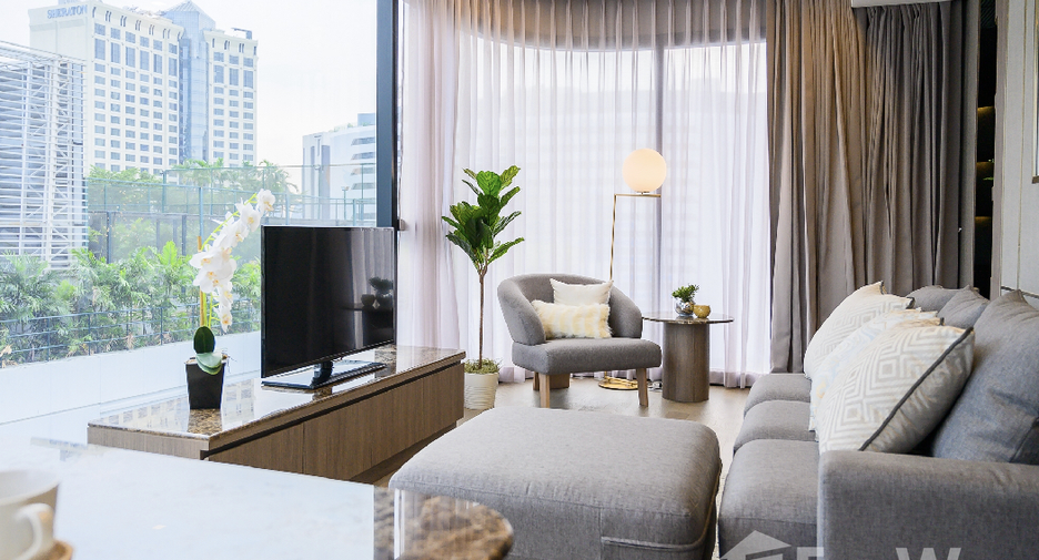 For sale and for rent 2 bedrooms condo in Khlong Toei, Bangkok