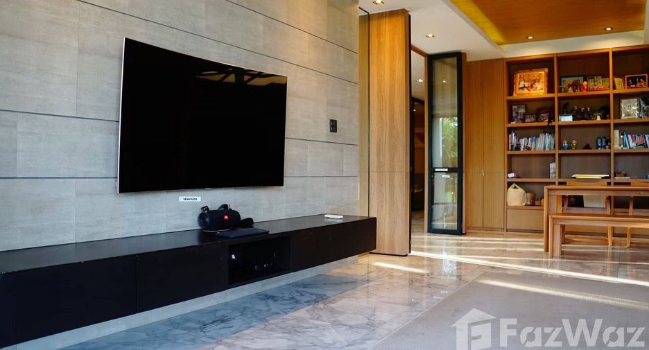 Casa en venta de 5 habitaciones en Krathum Baen, Samut Sakhon