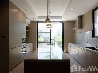 Casa en venta de 5 habitaciones en Krathum Baen, Samut Sakhon