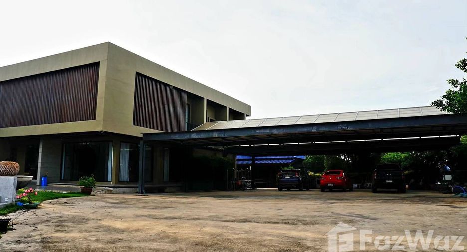 Casa en venta de 5 habitaciones en Krathum Baen, Samut Sakhon