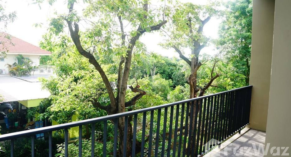 Casa en venta de 5 habitaciones en Krathum Baen, Samut Sakhon