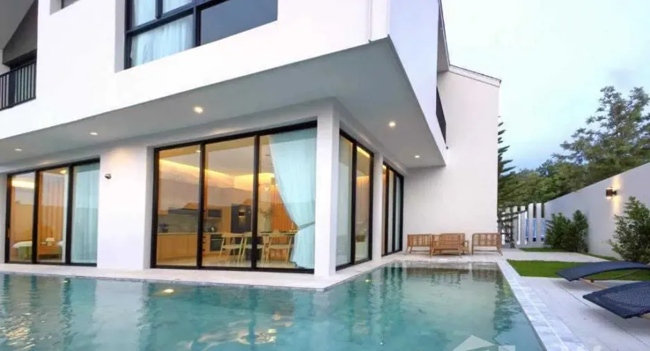 Villa en venta de 4 habitaciones en Thalang, Phuket