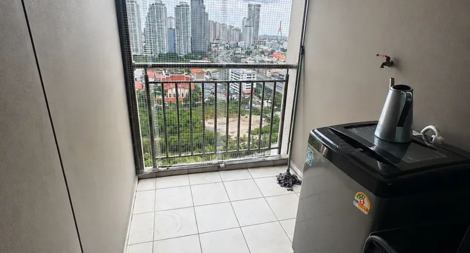 Condo en venta de 2 habitaciones en Yan Nawa, Bangkok