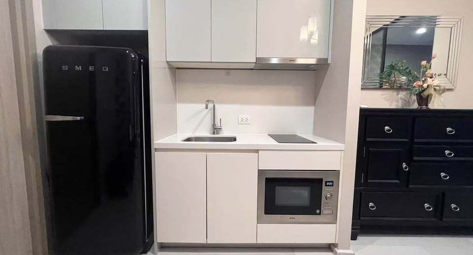 For sale 1 bed condo in Pathum Wan, Bangkok