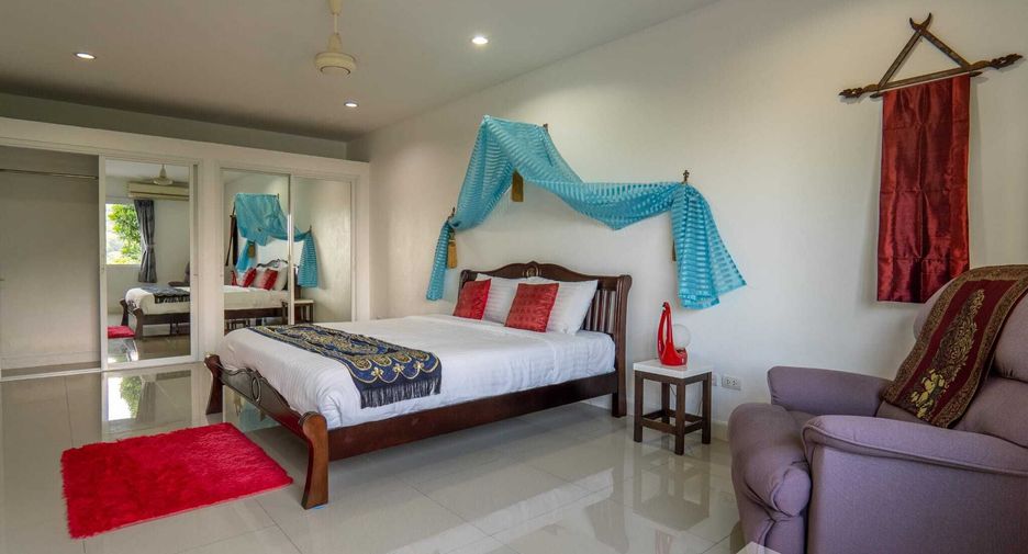 Villa en alquiler de 10 habitaciones en Mueang Phuket, Phuket