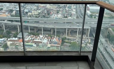 For sale 2 bedrooms condo in Yan Nawa, Bangkok