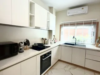 For rent 3 bedrooms villa in Mueang Phuket, Phuket