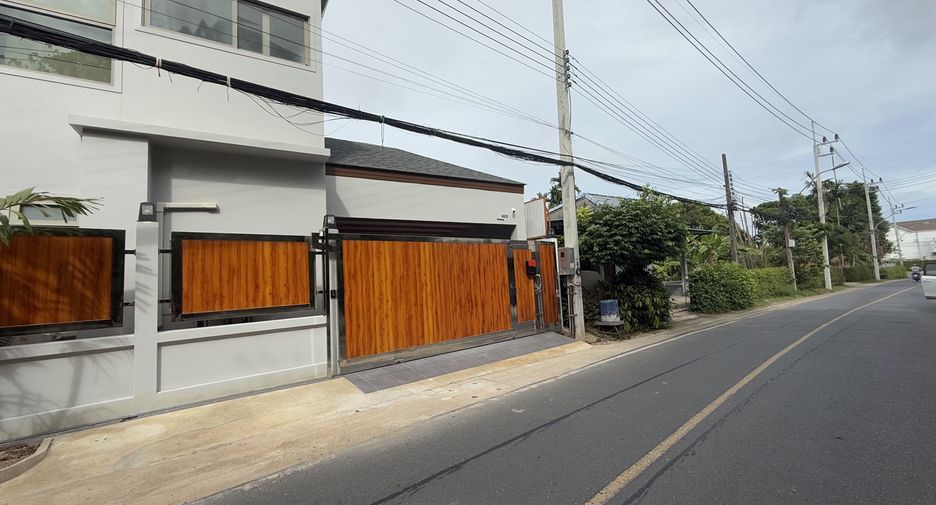 Villa en alquiler de 3 habitaciones en Mueang Phuket, Phuket
