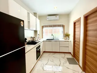 For rent 3 bedrooms villa in Mueang Phuket, Phuket