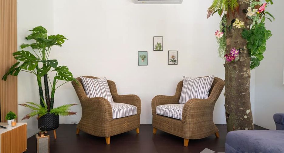 For rent 7 bedrooms villa in Mueang Phuket, Phuket