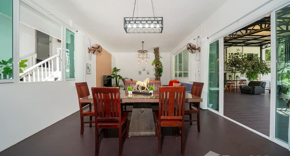 For rent 7 bedrooms villa in Mueang Phuket, Phuket