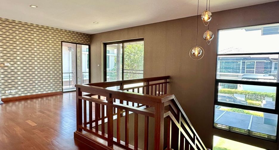 For sale 4 bedrooms house in Nong Khaem, Bangkok