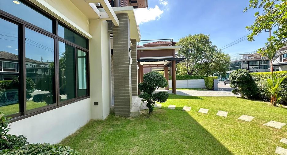 For sale 4 bedrooms house in Nong Khaem, Bangkok
