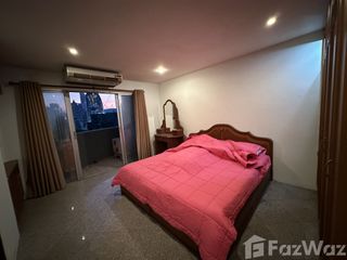 À louer 2 chambres condo à Watthana, Bangkok