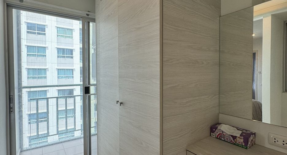 For sale 2 bedrooms condo in Mueang Udon Thani, Udon Thani